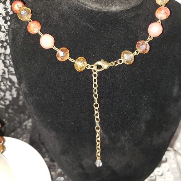 Retro Coral Beaded Jewelry Set – Necklace, Bracelet, Earrings Vintage Fashion - Picture 2 of 9